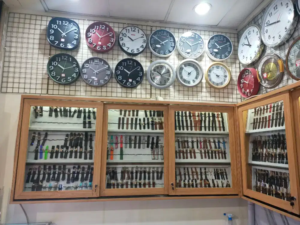 Dijual lemari serba guna