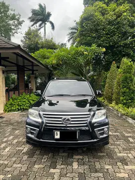 Lexus LX570 2012 Bensin