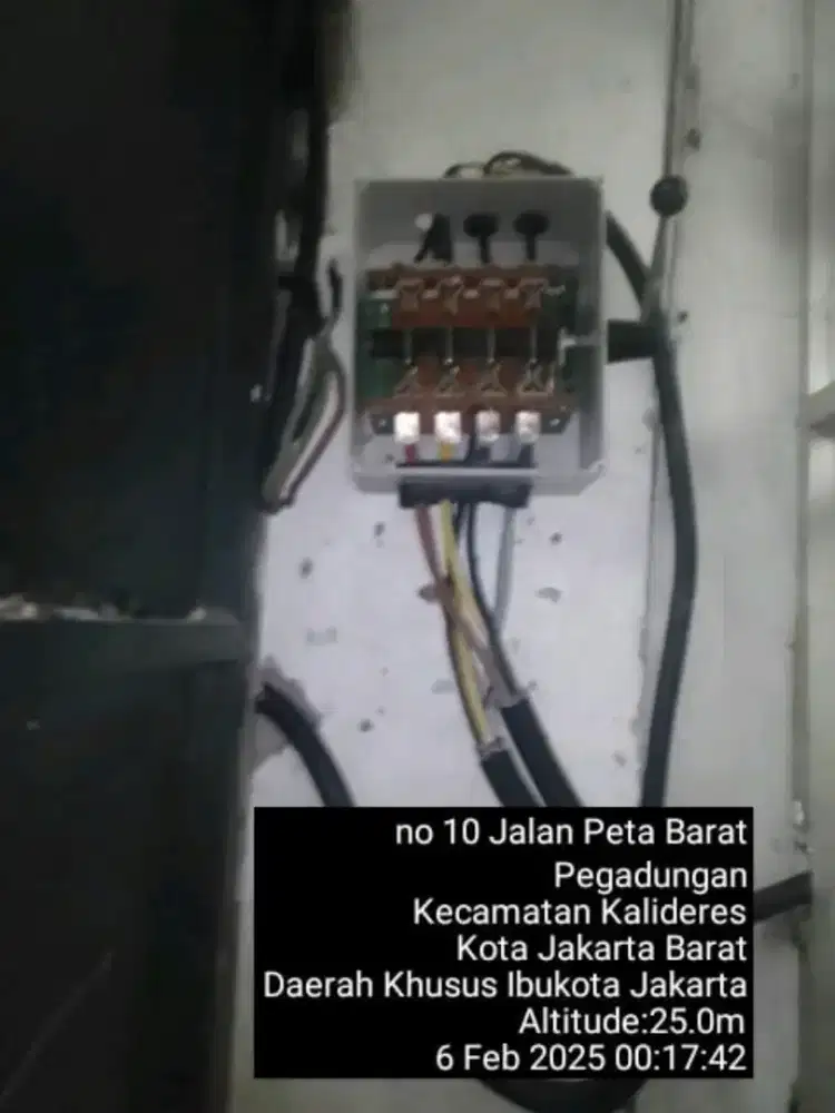 Jasa penginstalasi listrik, AC bongkar pasang dan pemasanan baru