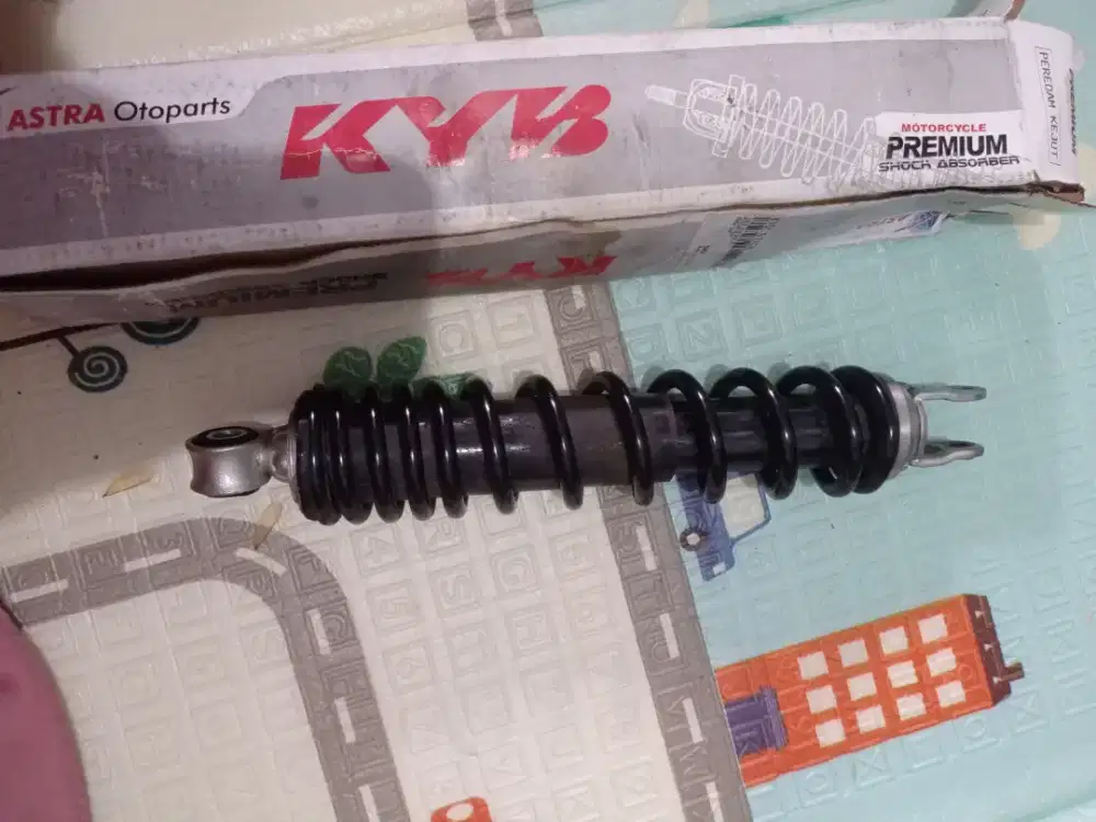 Dijual shockbreker motor honda