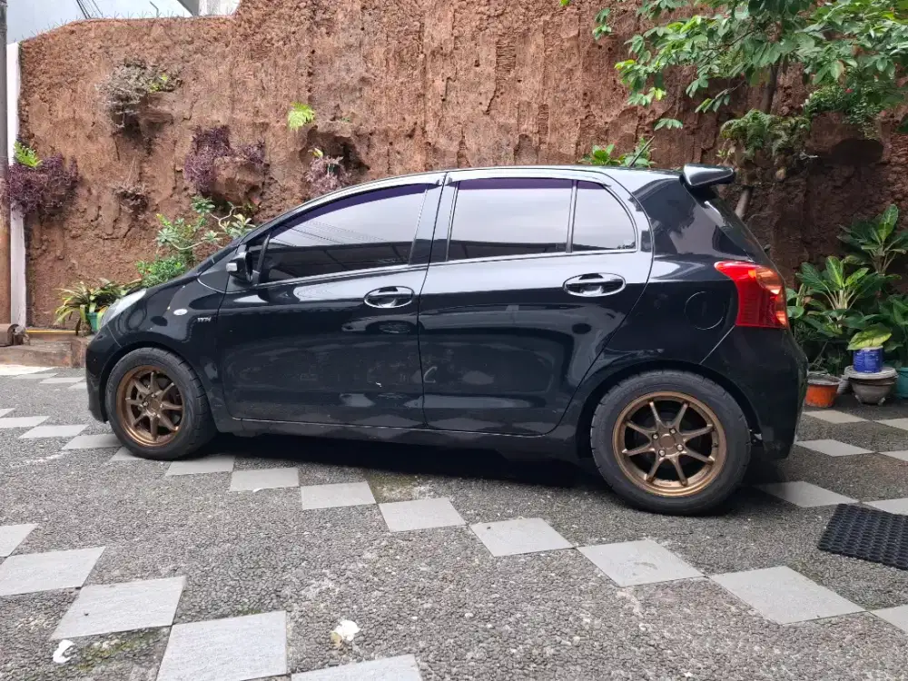 Velg R15 Ce 28 + Ban SX2 nik 24