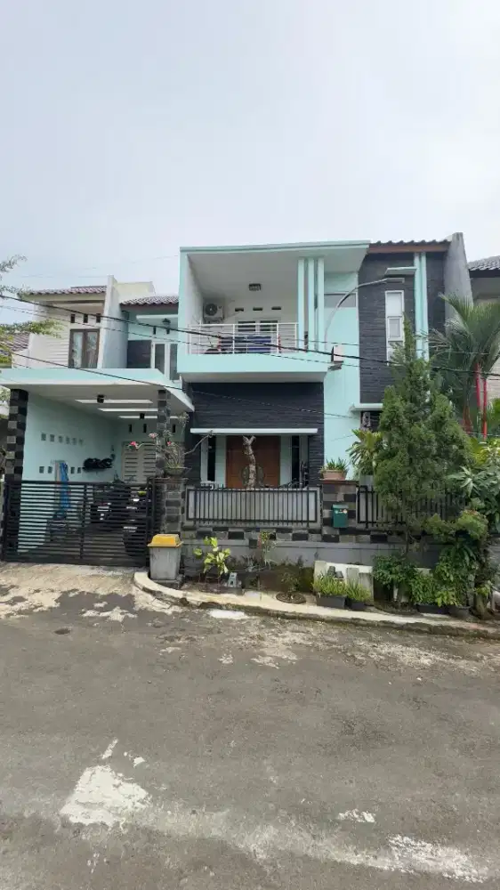 Jual rumah di kawasan elite pesona khayangan juanda fepok