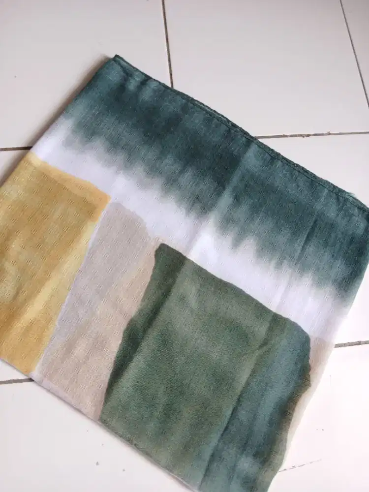 Jilbab pasmina panjang