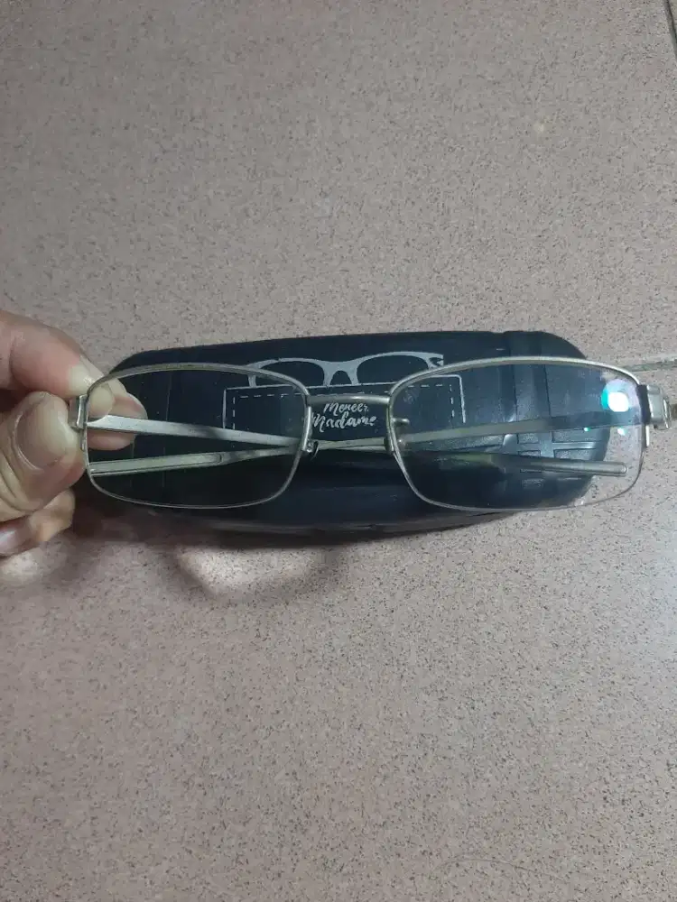 Kacamata Baca MontBlanc