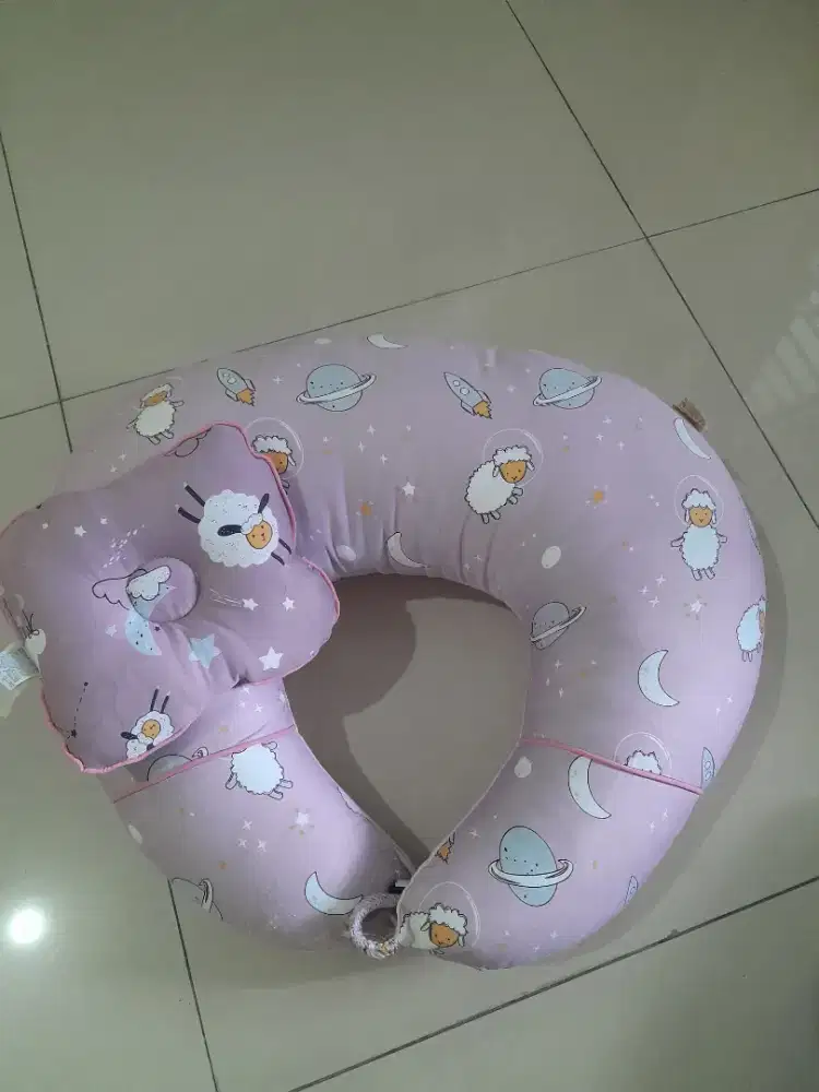 Bantal menyusui pinggang + bantal leher (merk Belabebo)