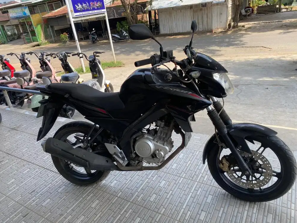D jual yamaha vixion tahun 2015