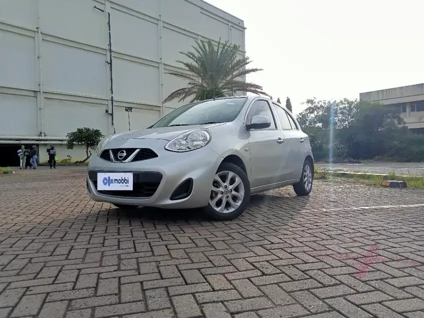 DP Murah 5,JT Nissan March 1.5 L Bensin-MT Silver 2014