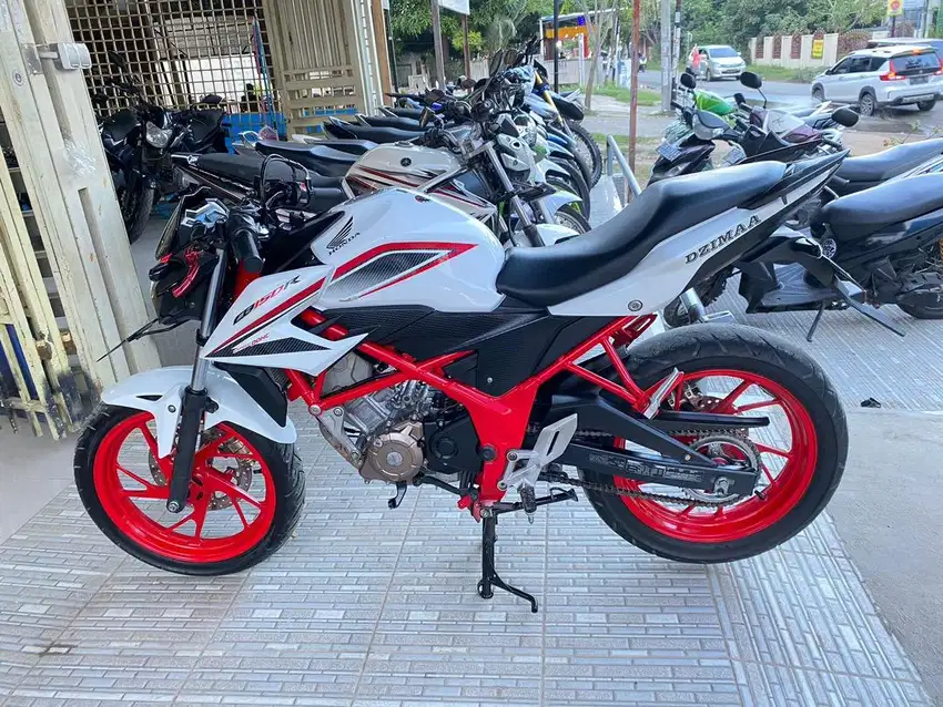 D jual honda CB150R tahun 2016