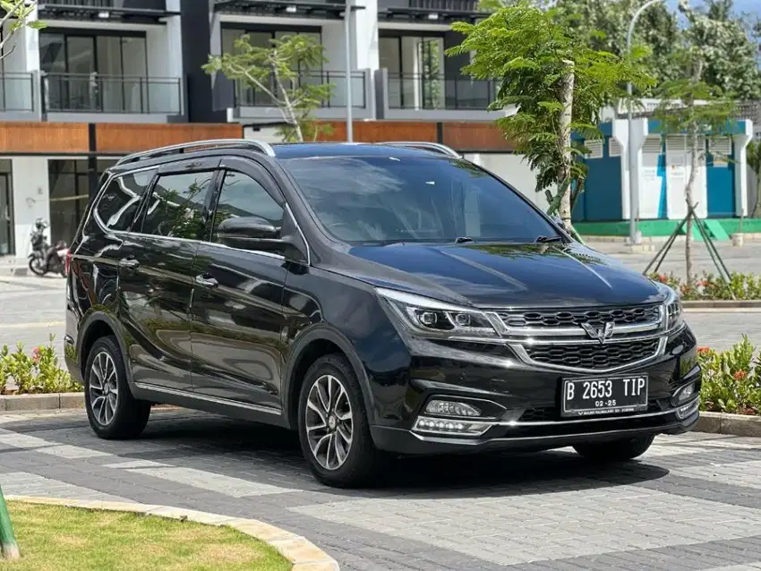 Pajak panjang 1th!!! Wuling Cortez 1.5 Turbo L Lux+ AT 2019 - Hitam