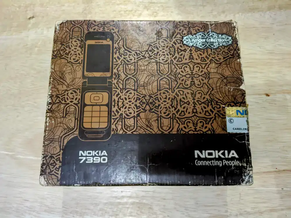PRELOVED | Nokia 7390 L'Amour Collection