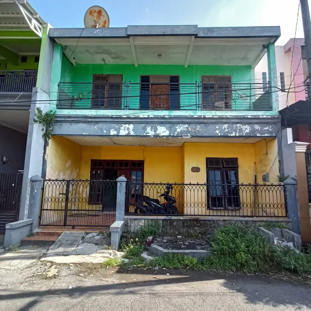 Rumah 2 Lantai Strategis