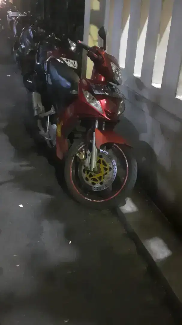 Di juall jupiter mx warna merah