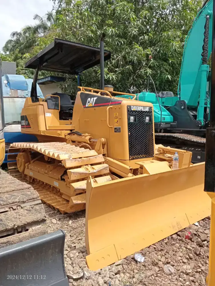Buldozer Caterpilar D3G LGP import tahun 2026