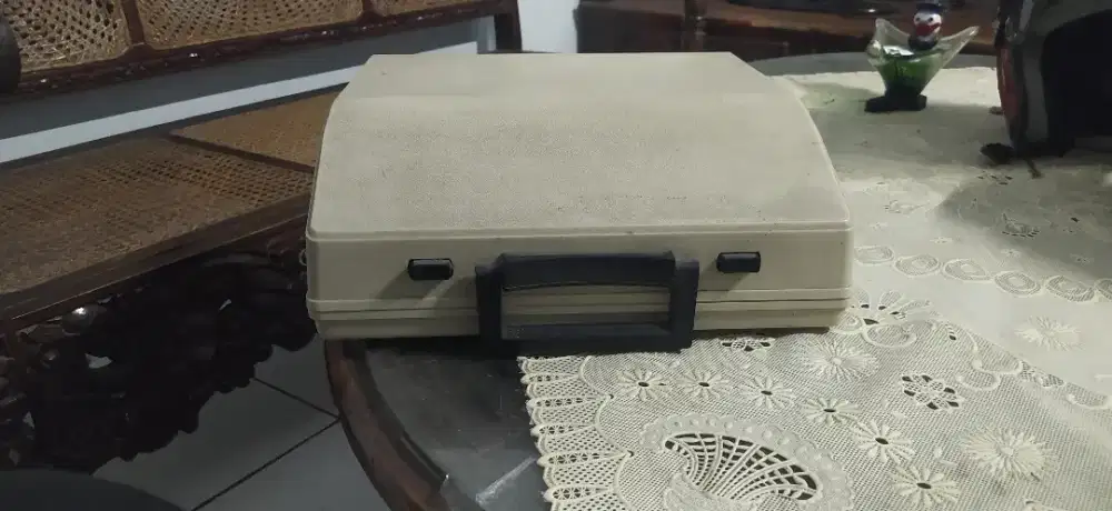 Mesin ketik bekas pakai brothers m-2000