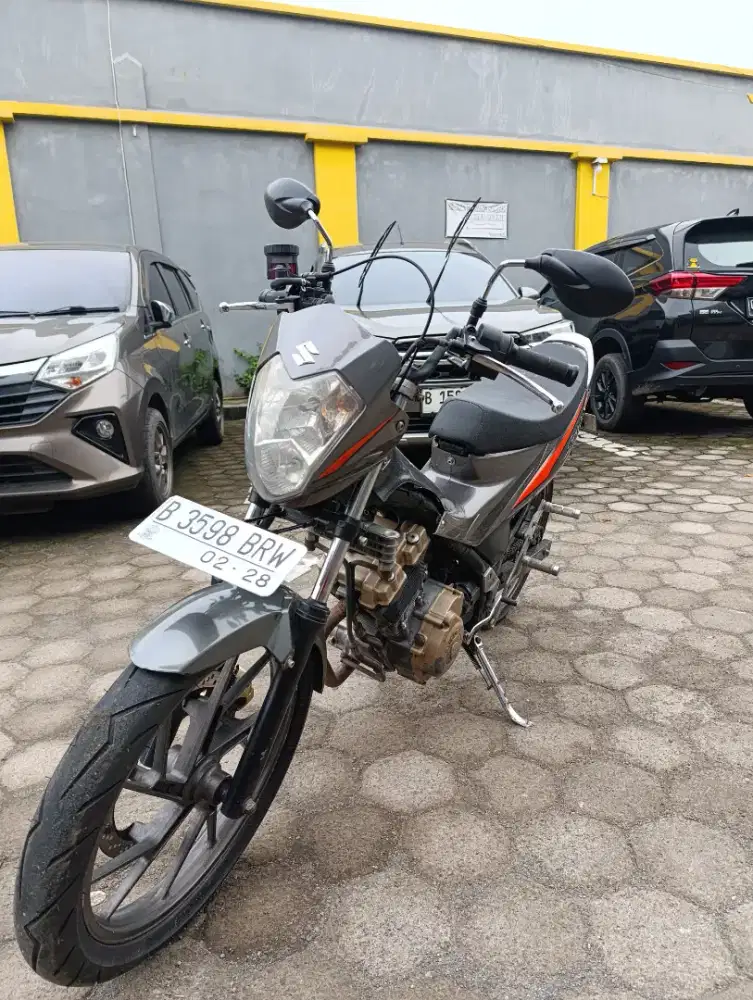 Bissmillah dijual motor Suzuki satria Fu 2013 istimewa