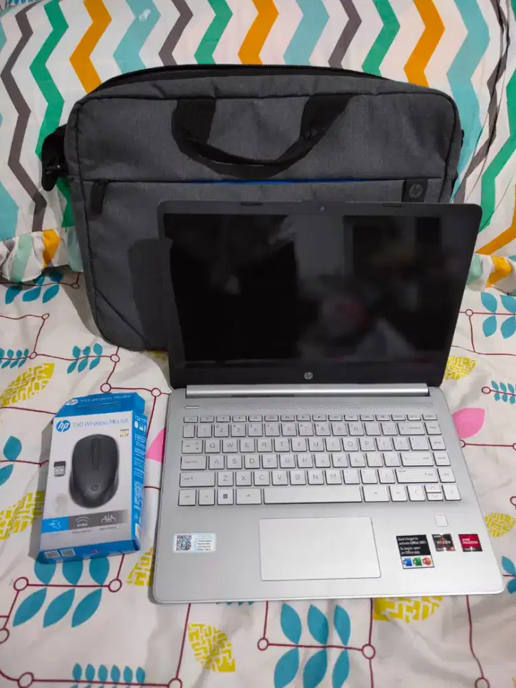 Laptop HP 14s-fq2035AU mulus