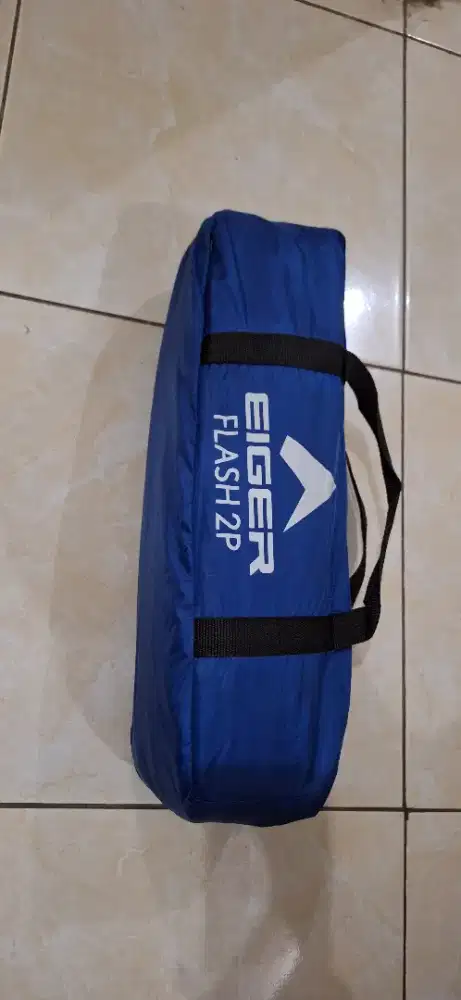 Tenda Camp Naik Gunung Eiger Flash 2P