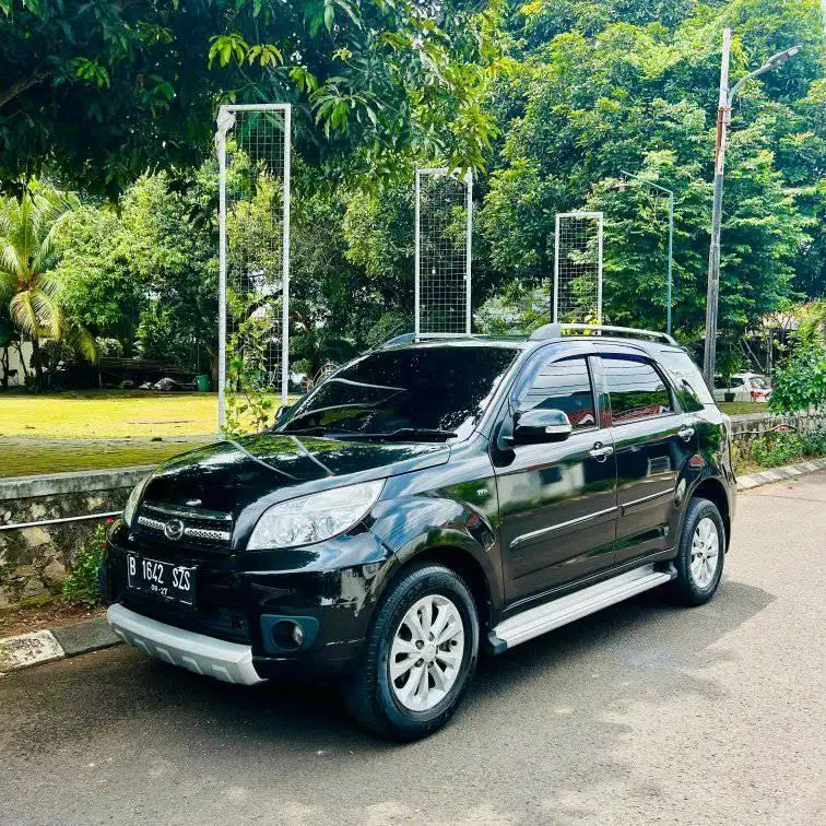 Terios TX Adventur Matic 2012 Atas Nama Pribadi KM Low Full Set Murah