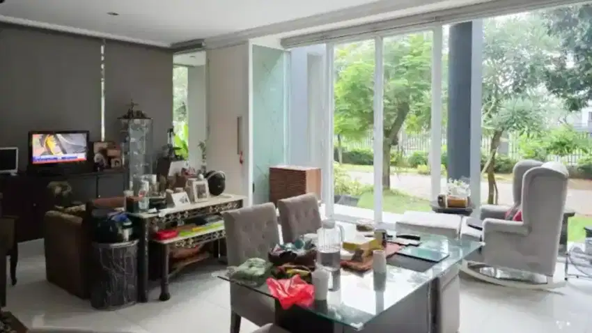 Rumah hook semi furnished Discovery Bintaro Jaya