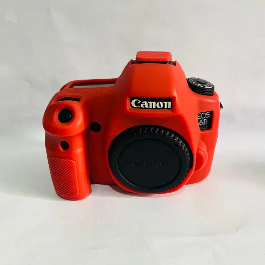 CANON EOS 6D WIFI LIKE NEW