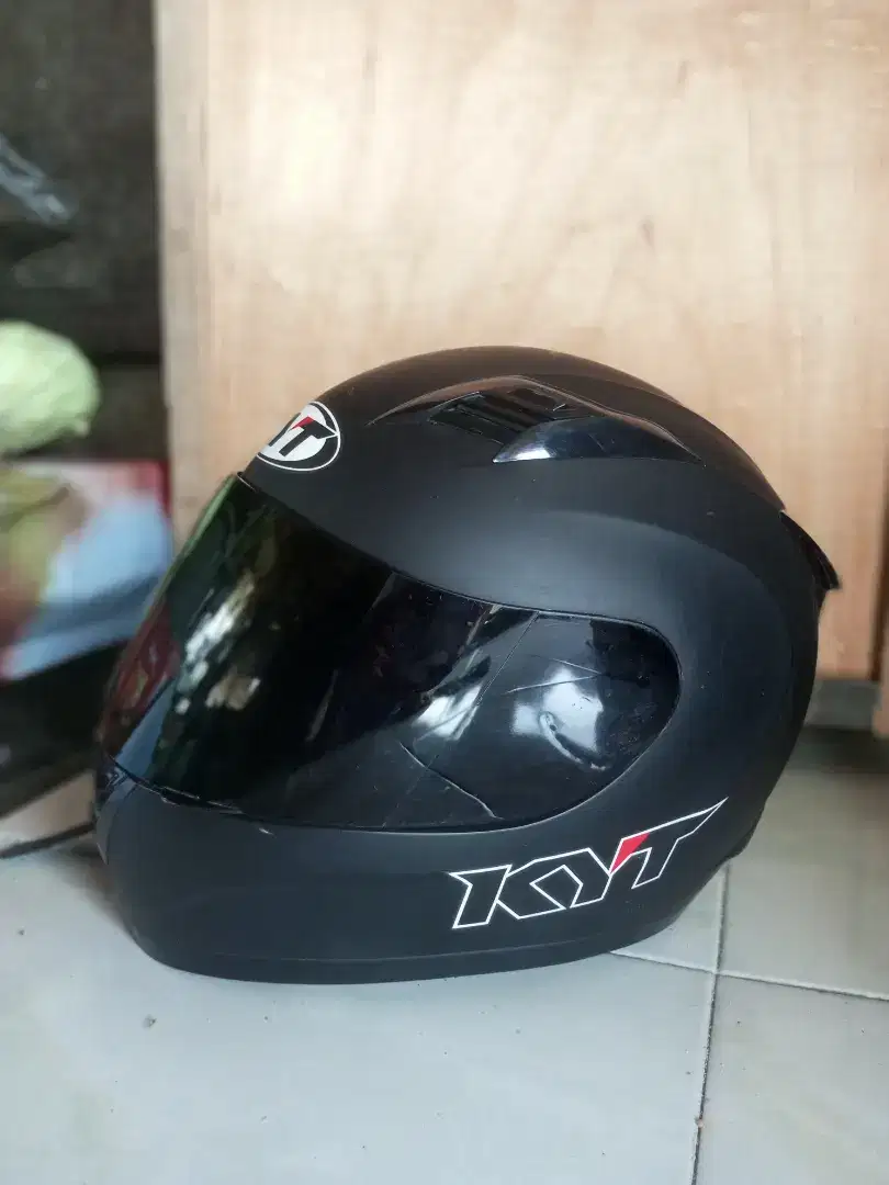 Helm KYT R10 Hitam Doft Fullface