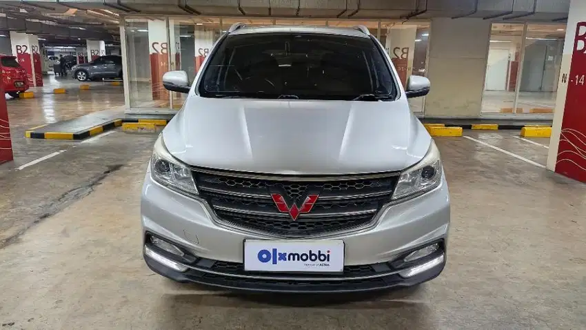 [OLXmobbi] Wuling Cortez 1.8 C Luxury Plus Bensin-AT 2018 Silver