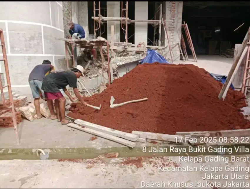 Tanah merah, bisa karungan dll