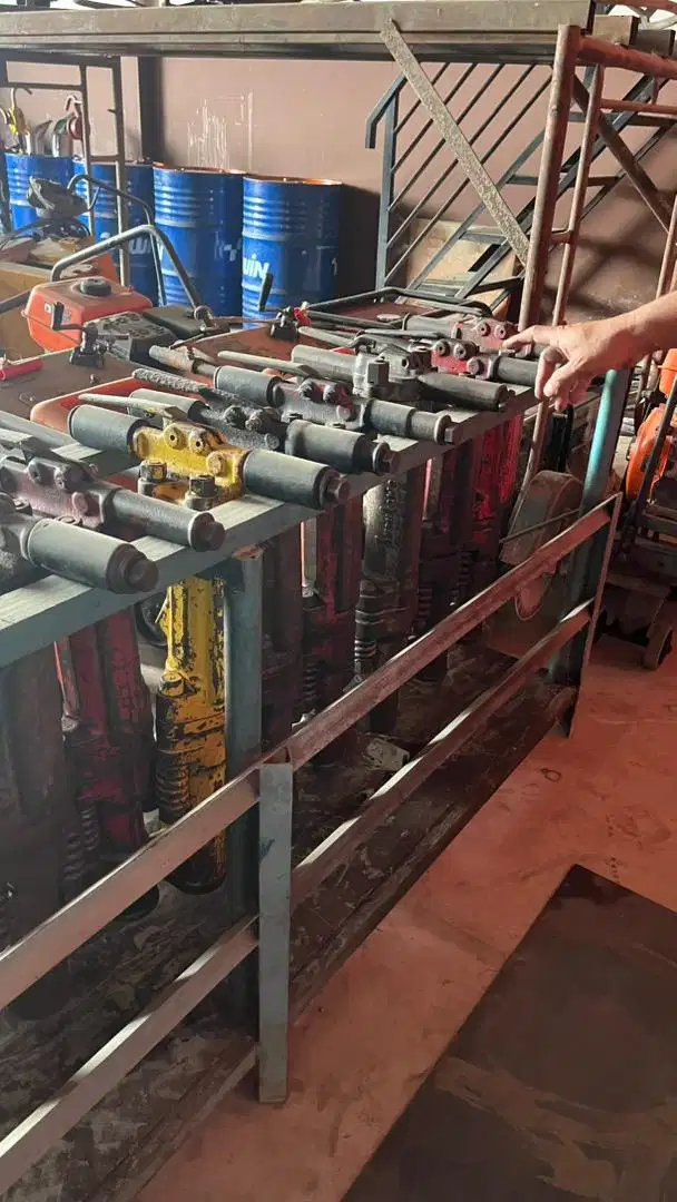 Jack Hammer compressor Bobok beton