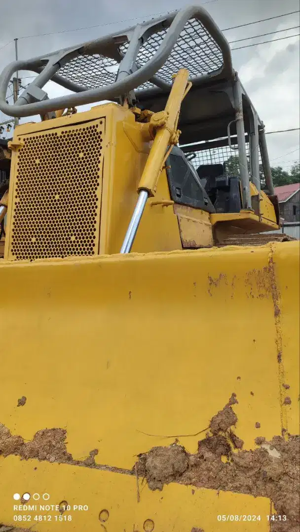 Dozer D85E-SS 2015 
di Samarinda