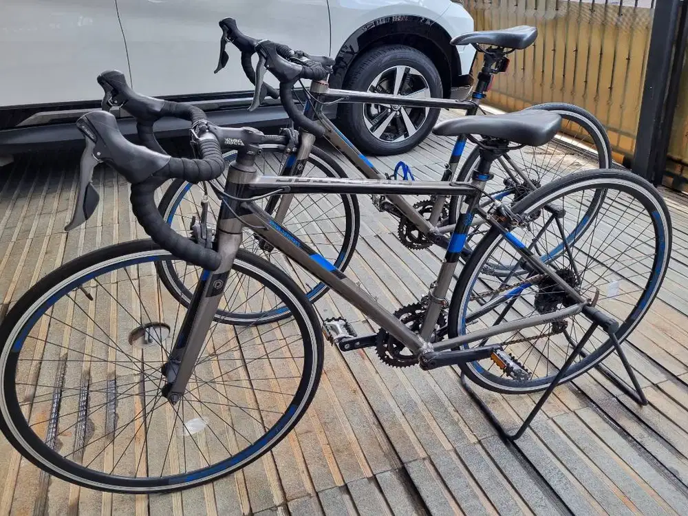 Jual Sepeda Polygon Stratos S2 (Road Bike) 1 pasang ukuran M dan S