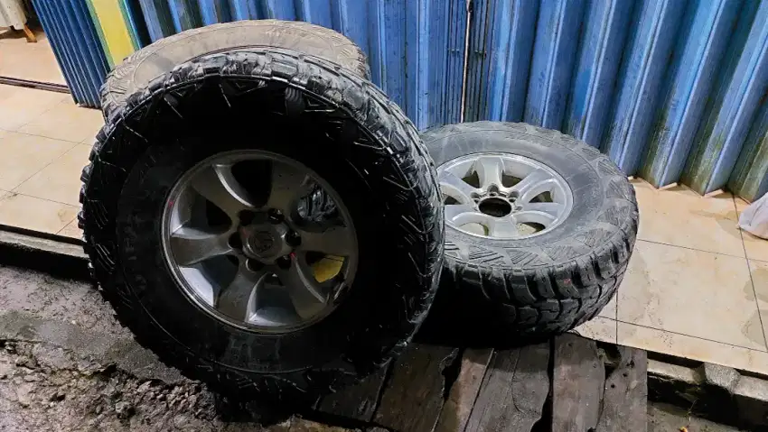 Ban offroad Ring 17 lobang 6
