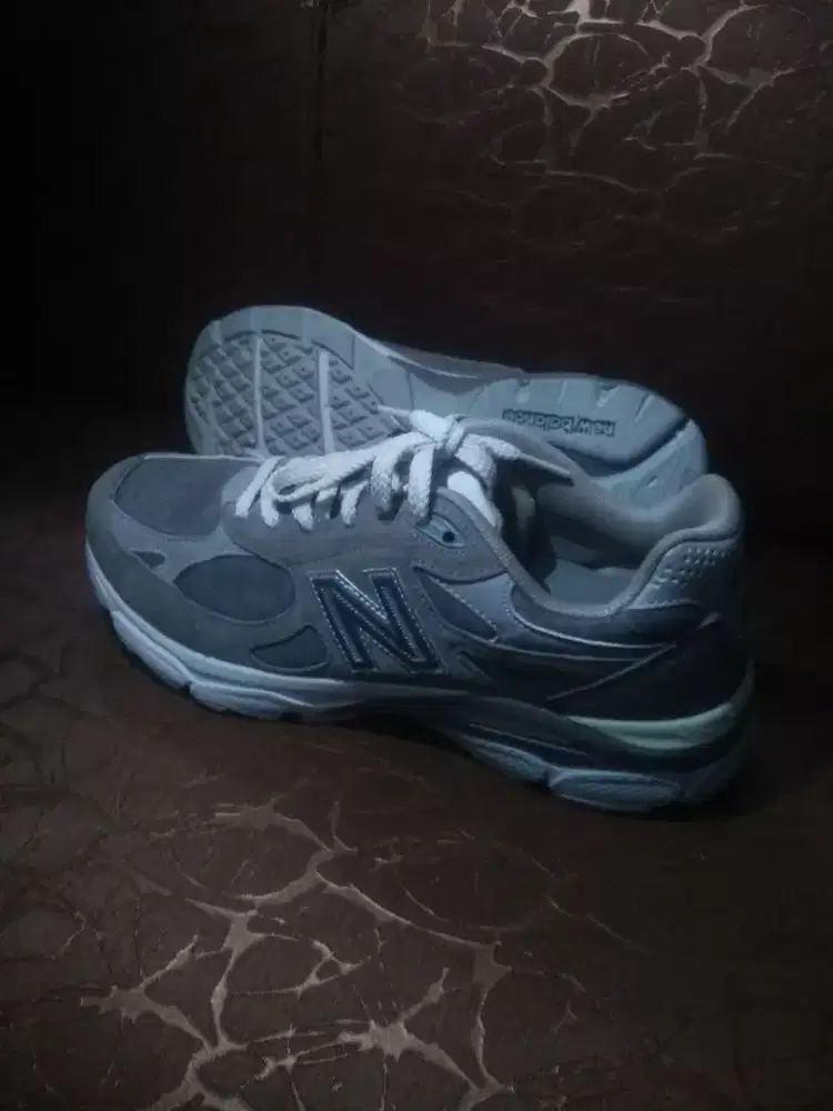 Sepatu new balance 990