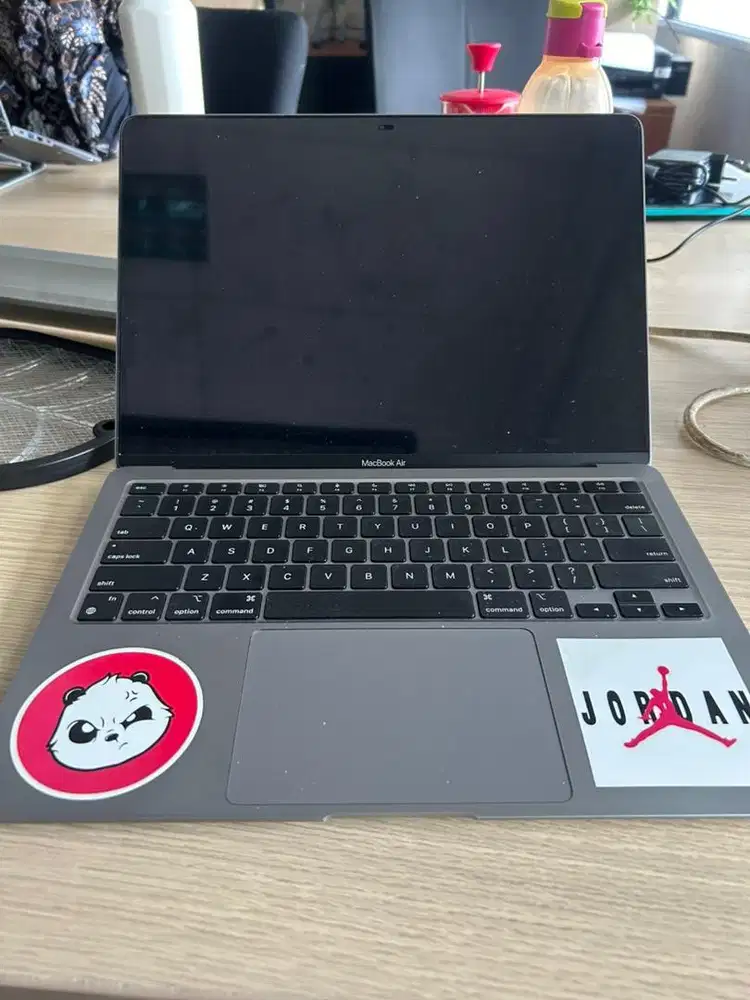 Macbook M1 2021 pakai pribadi