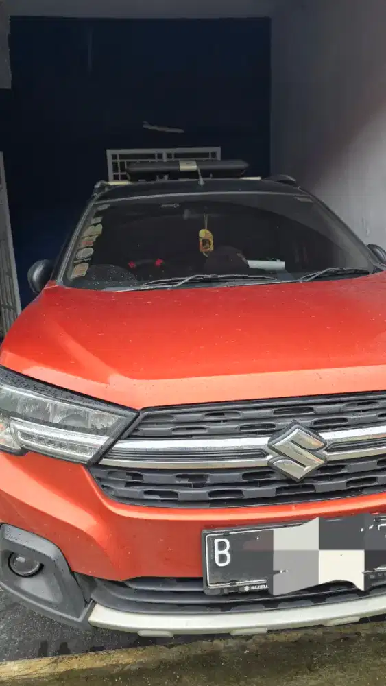 Suzuki XL7 Alpha Matic Orange