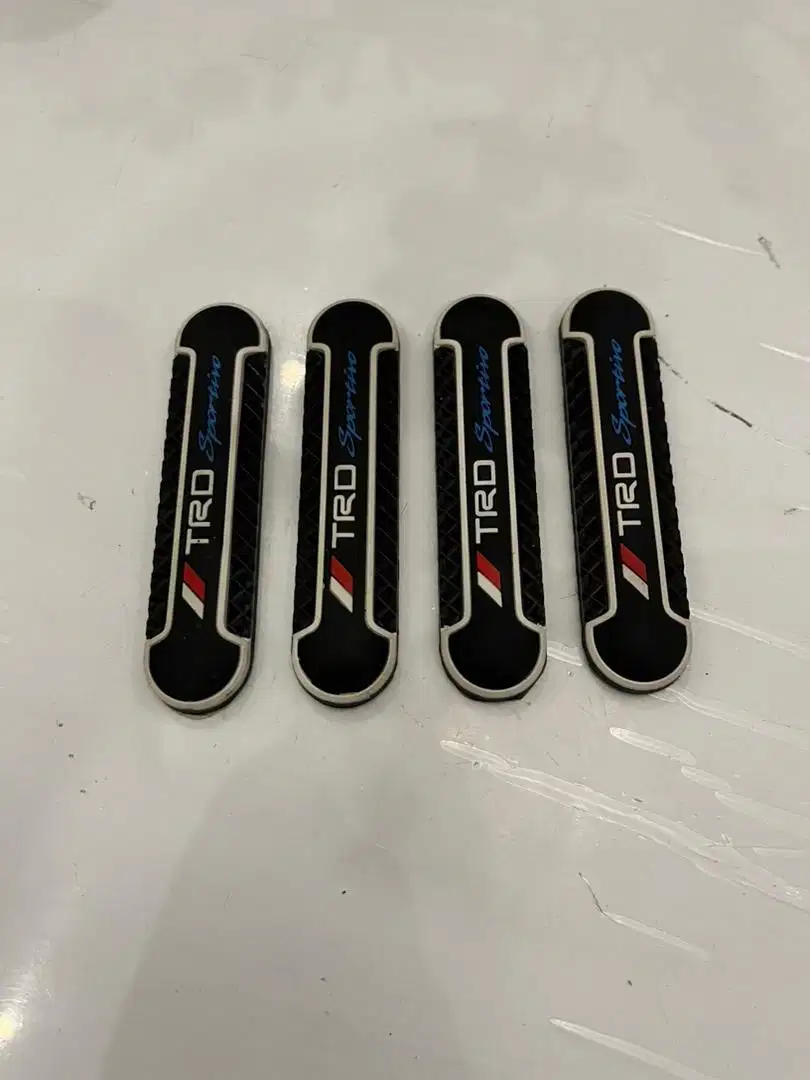 Door Guard Mobil TRD Sportivo
