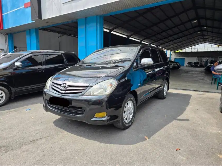 Toyota Innova 2.5 G Diesel AT Matic 2010