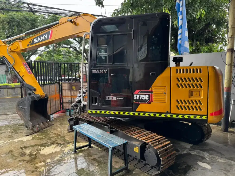 Excavator sany thn 2023