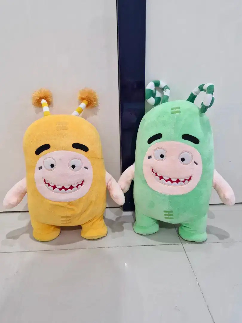Oddbots harga sudah sepasang boneka plushie doll