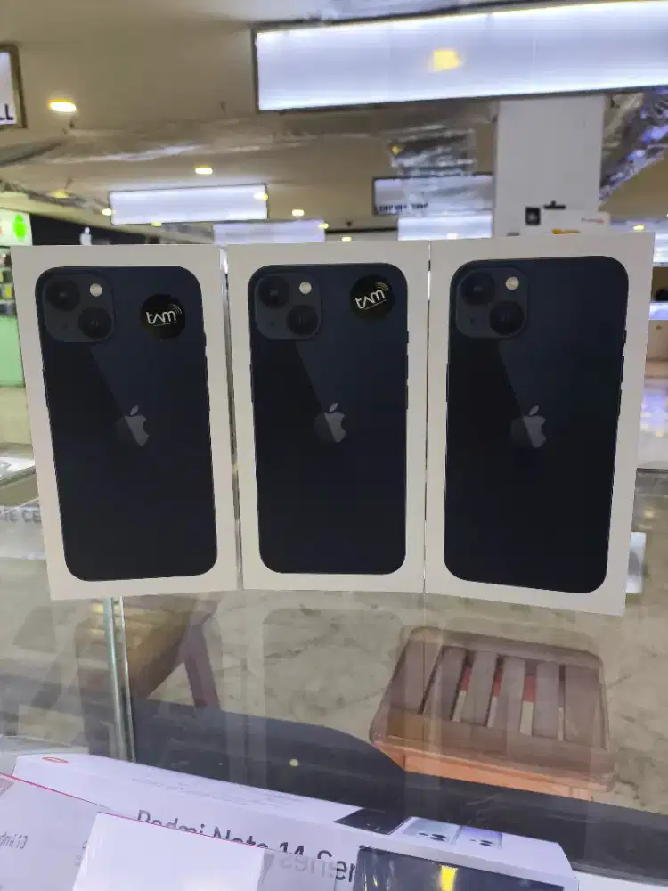 IPHONE 13 128 GB NEW GARANSI IBOX FREE HYDROGEL&SOFTCASE