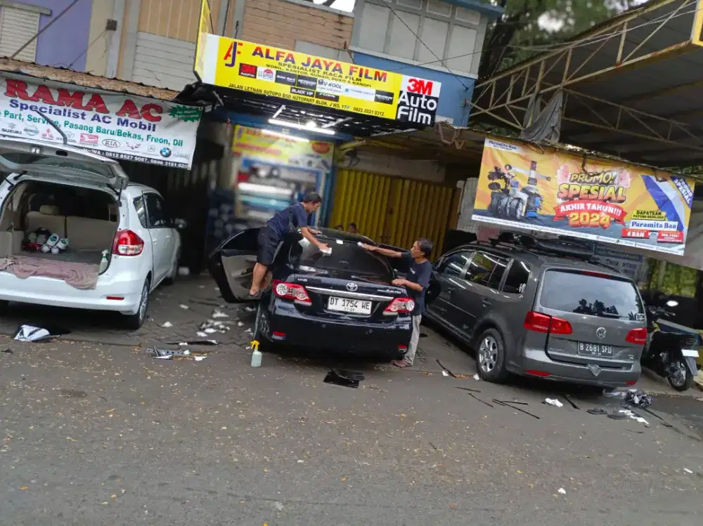 Kaca film mobil bergaransi