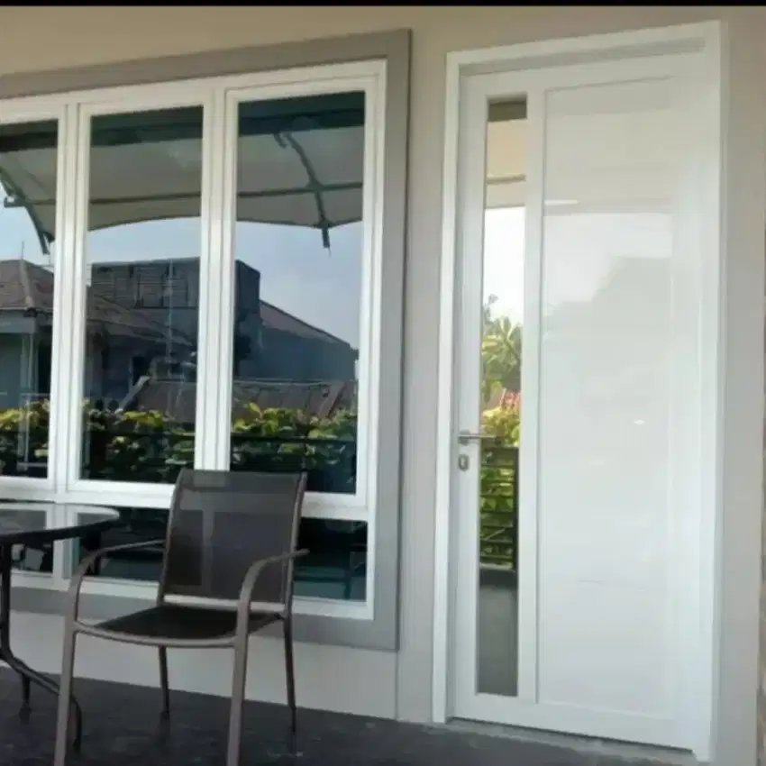 Jual kusen pintu satu dan pintu dua dari bahan aluminium dan kayu