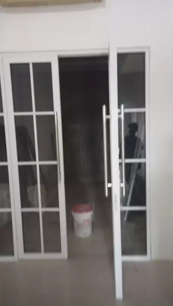 Pintu sekat partisi kaca