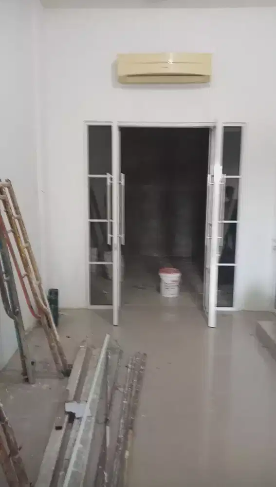 Pintu sekat partisi kaca