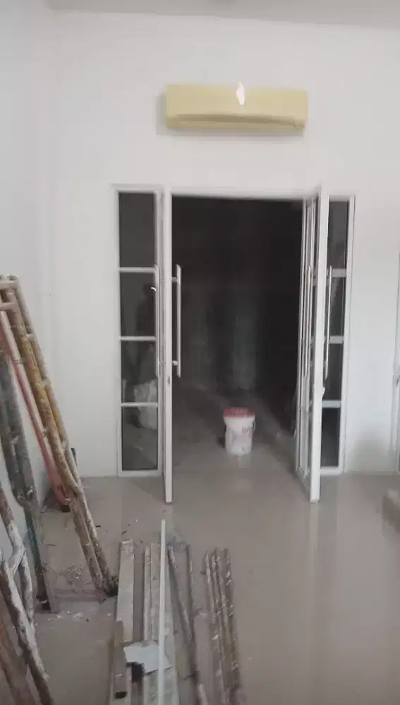 Pintu sekat partisi kaca