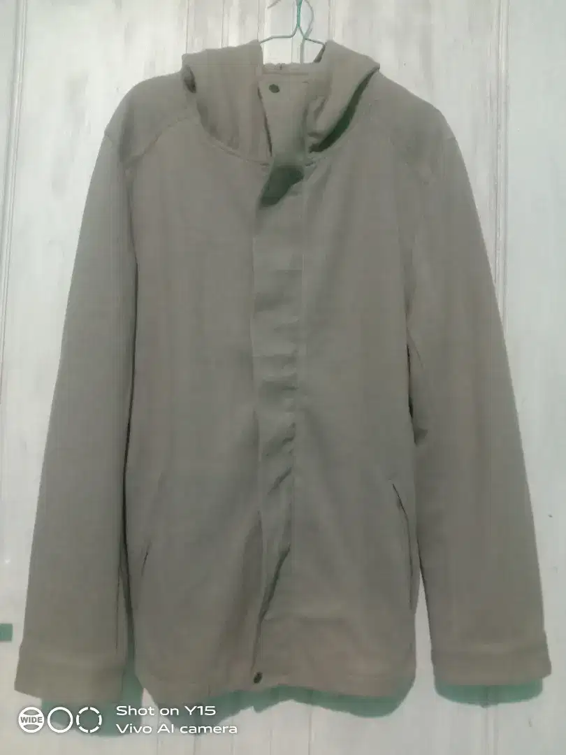 Jaket kain  kupluk trandy size L L / XL Merk Male & Co. Slim fit