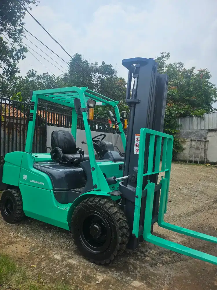 Forklift 3 ton mitsubishi