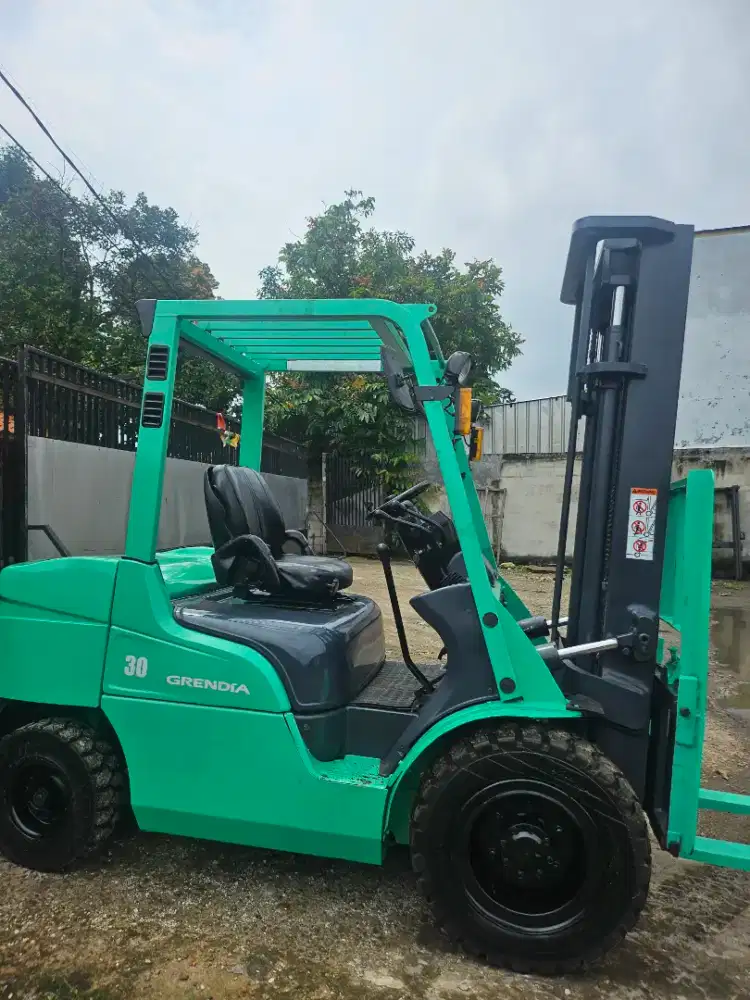 Forklift 3 ton diesel mitsubishi