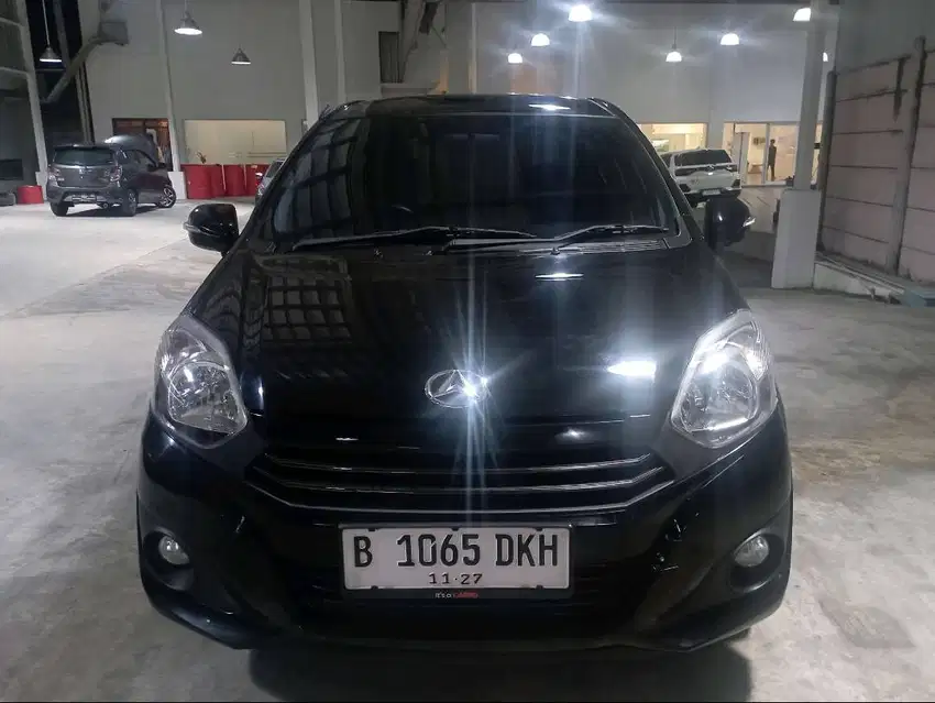 Daihatsu AYLA X 1.0  MT 2022 Hitam Premium Condition - B1065DKH