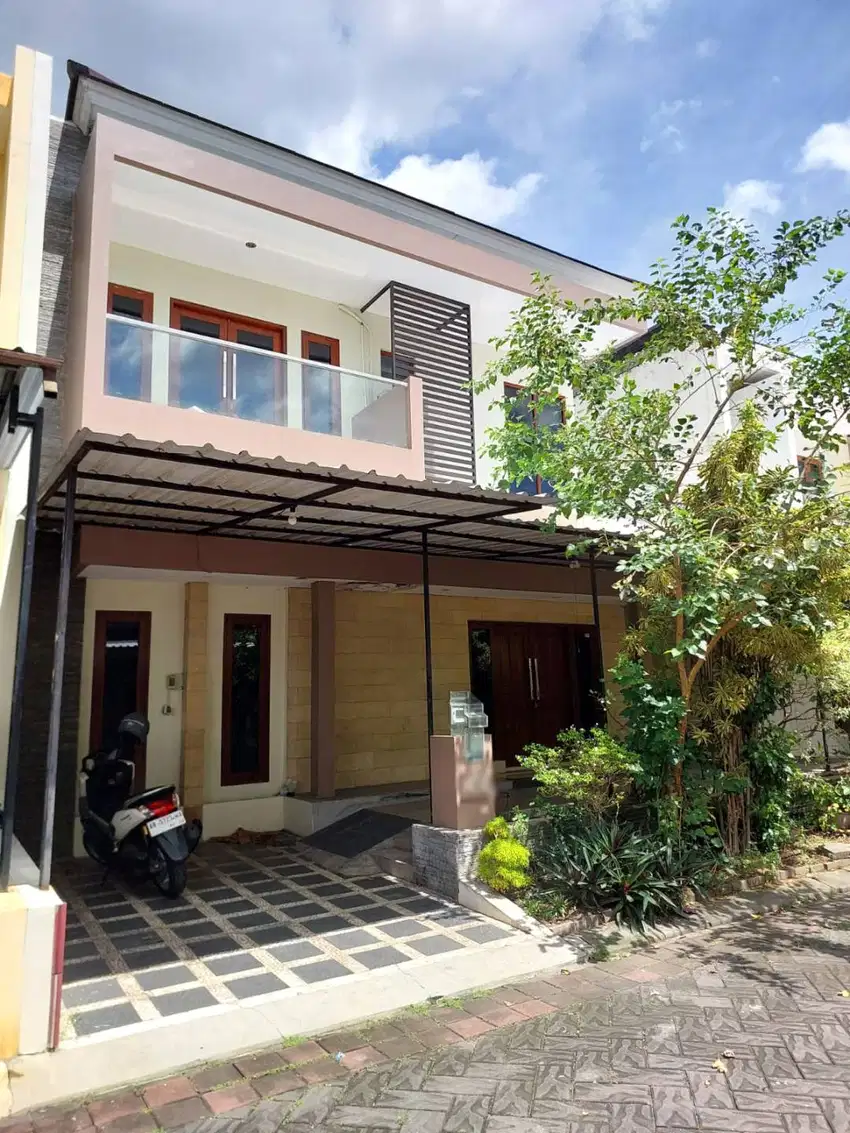 Rumah Lingkungan Perumahan dekat Kampus Atmajaya Babarsari