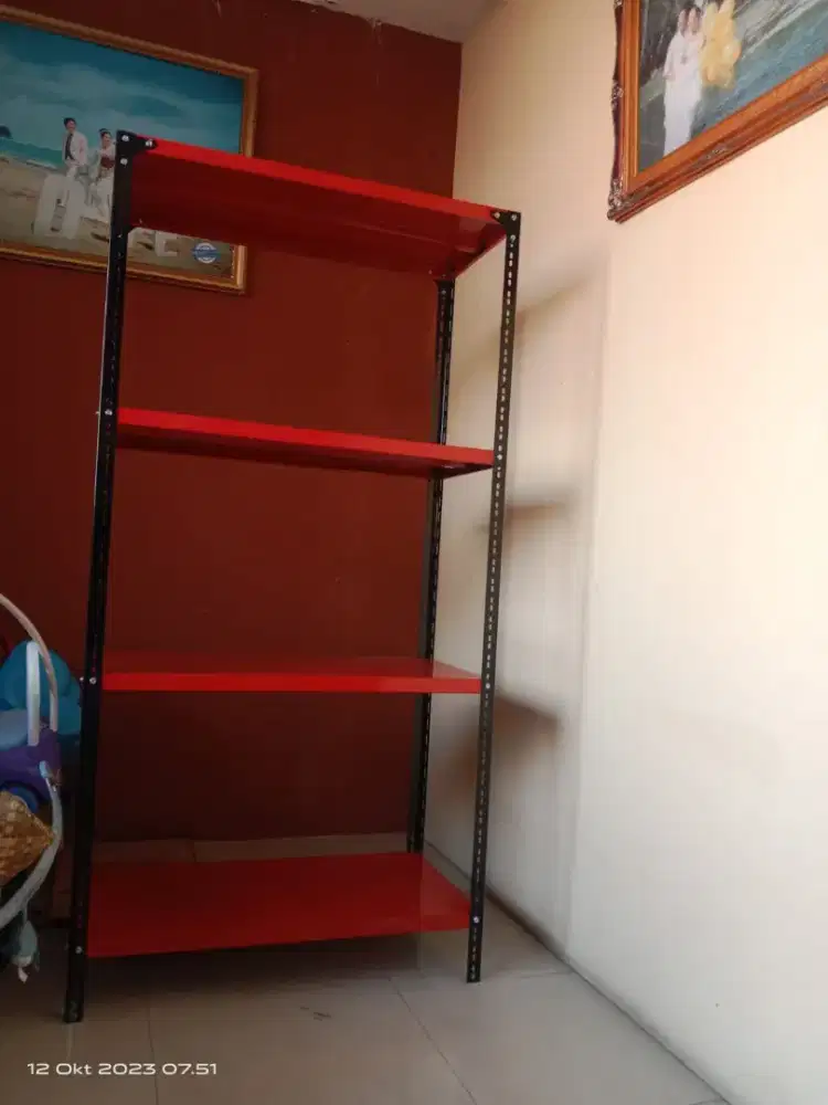 Rak besi siku serbaguna